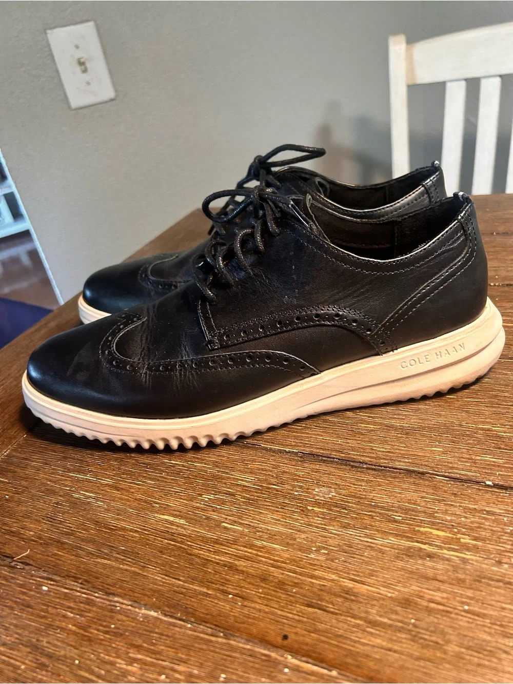 N/A black leather